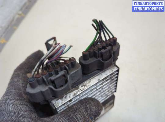 купить Блок управления форсунками на Toyota Corolla E12 2001-2006