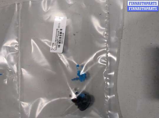 Датчик парктроника на Volkswagen Passat B7 (36)