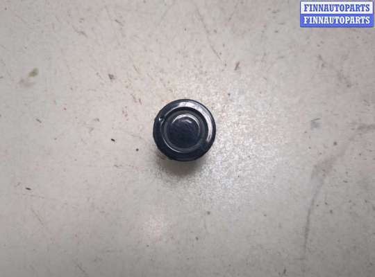Датчик парктроника на Volkswagen Passat B7 (36)