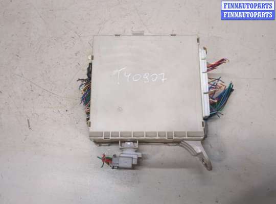 Блок предохранителей LXZ2648 на Lexus LS460 2006-2012