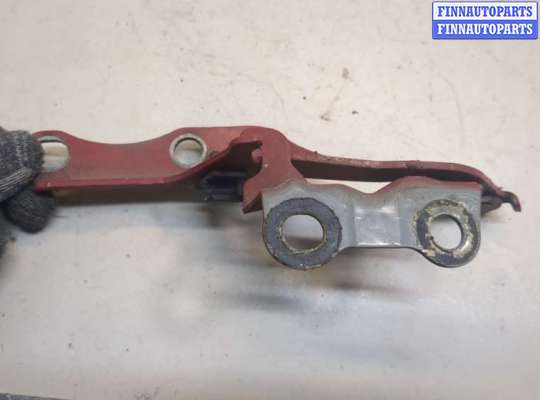 купить Петля капота на Pontiac Vibe 1 2002-2008