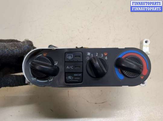 Переключатель отопителя (печки) NS877491 на Nissan Terrano 2 1993-2006