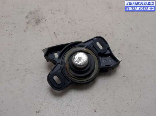 Купить Кнопка открывания багажника с крышки на Opel Vectra C 2002-2008 Кнопка открывания багажника с крышки OP2409836 на Opel Vectra C 2002-2008