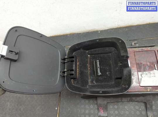 купить Разъем AUX/USB на Cadillac Escalade 3 2006-2014