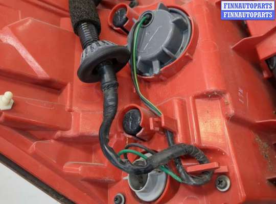 купить Фонарь (задний) на Infiniti QX56 2010-2013