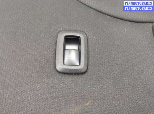 купить Дверная карта (Обшивка двери) на Mercedes B W245 2005-2012