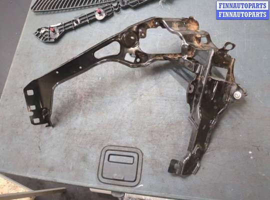 Кронштейн фары