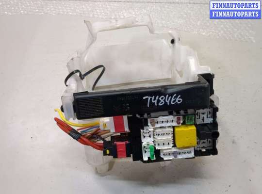 Блок предохранителей CT1040109 на Citroen DS4 2010-2018