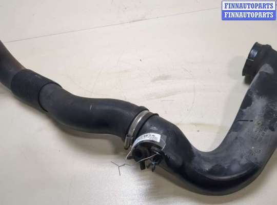 Патрубок интеркулера OP2126689 на Opel Zafira B 2005-2012