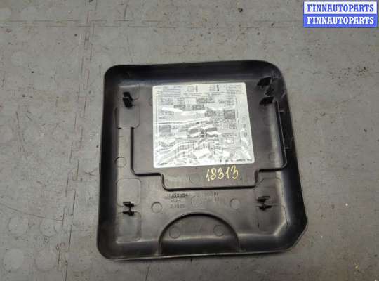 купить Крышка блока предохранителей на Cadillac Escalade 2 2001-2006