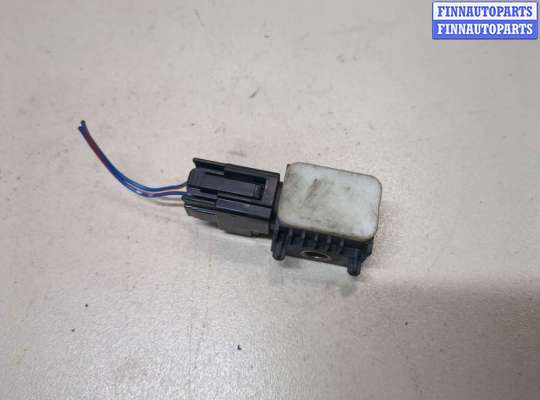 Датчик удара FO1787623 на Ford Focus 2 2008-2011