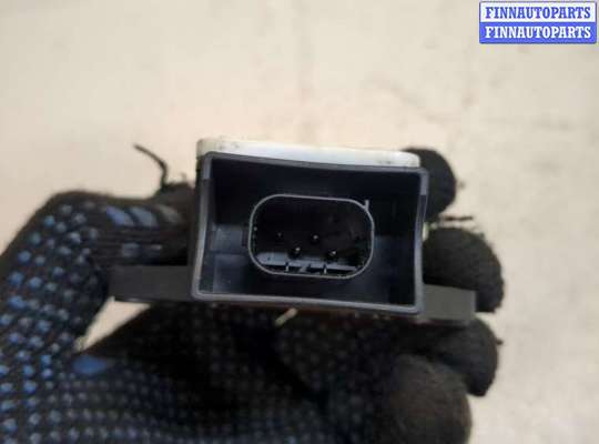 купить Датчик ускорения на Nissan Qashqai 2006-2013