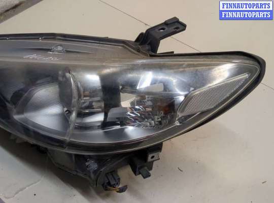 Фара передняя на Volkswagen Touran I (1T)