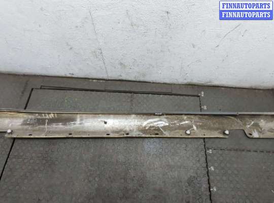 купить Накладка на порог на Mercedes E W211 2002-2009