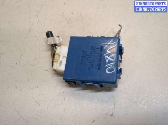 купить Блок управления центральным замком на Toyota Auris E15 2006-2012