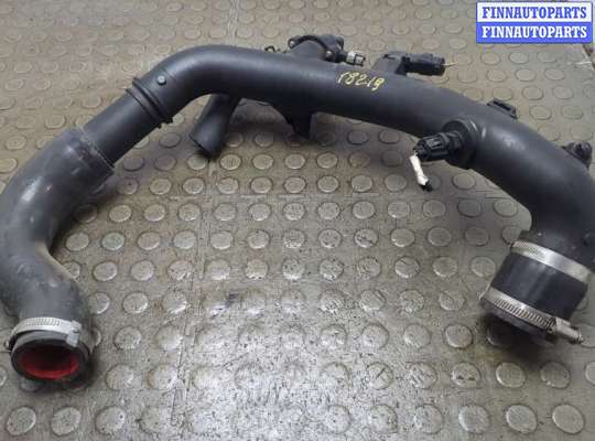 Патрубок интеркулера FO2140330 на Ford Escape 2015-2019