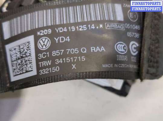 Ремень безопасности на Volkswagen Passat B7 (36)