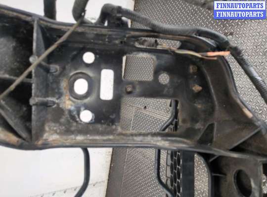купить Усилитель бампера на Toyota Yaris 2005-2011