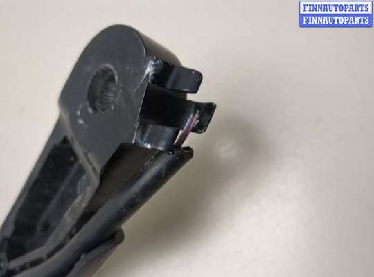 купить Щеткодержатель на Volvo S90 2016-2020