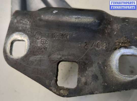 купить Петля капота на Volkswagen Passat CC 2008-2012
