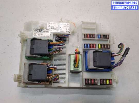 Блок предохранителей FO2172371 на Ford Mondeo 4 2007-2015