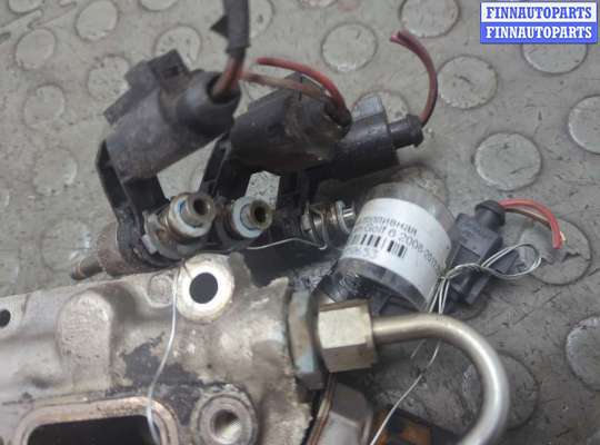 Форсунка топливная на Volkswagen Golf VI (5K)