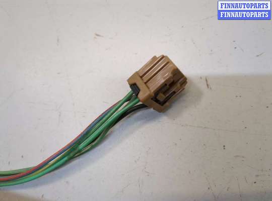 купить Фонарь (задний) на Nissan Almera Tino