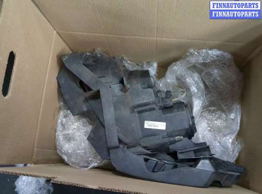 купить Кронштейн фары на Renault Megane 2 2002-2009
