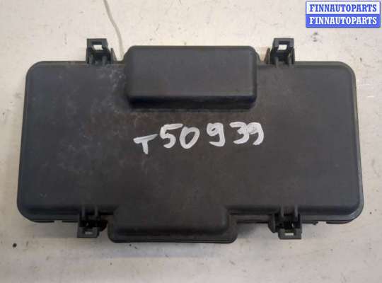 купить Крышка блока предохранителей на Honda CR-V 2001-2006