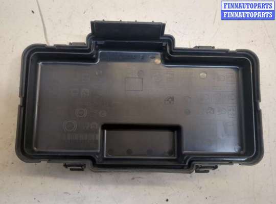 купить Крышка блока предохранителей на Honda CR-V 2001-2006
