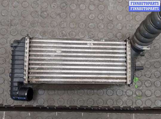 Радиатор интеркулера FO1881604 на Ford Focus 3 2014-2019