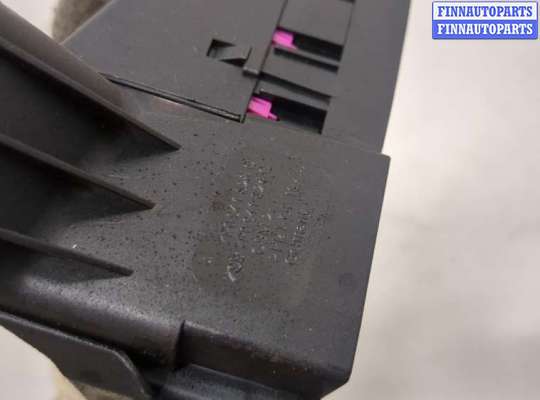 купить Блок предохранителей на Volkswagen Touareg 2014-2018