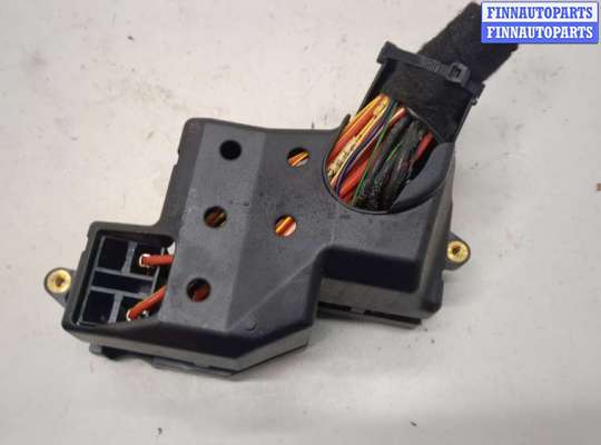 купить Блок предохранителей на Volkswagen Touareg 2014-2018