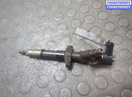 Купить Форсунка топливная на Renault Master 1998-2010 Форсунка топливная RN1587129 на Renault Master 1998-2010