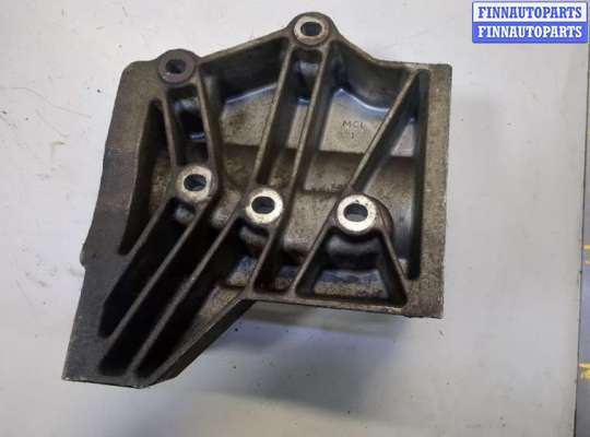 купить Кронштейн полуоси на Land Rover Freelander 2 2006-2014
