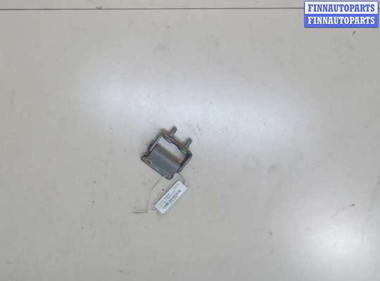 купить Петля крышки багажника на Hyundai Santa Fe 2005-2012