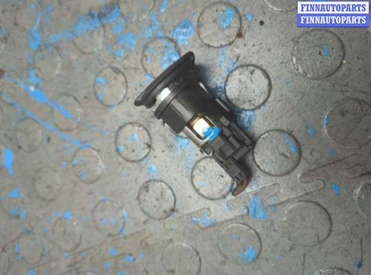 купить Розетка прикуривателя на Mercedes A W176 2012-2018