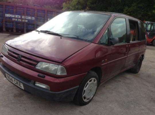 Peugeot 806