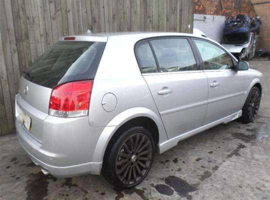 Opel Signum
