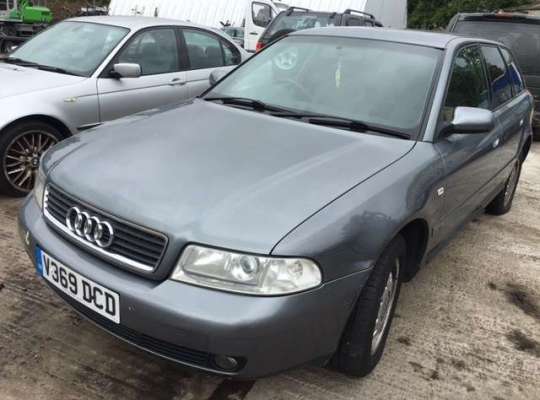 Audi A4 (8D, B5)