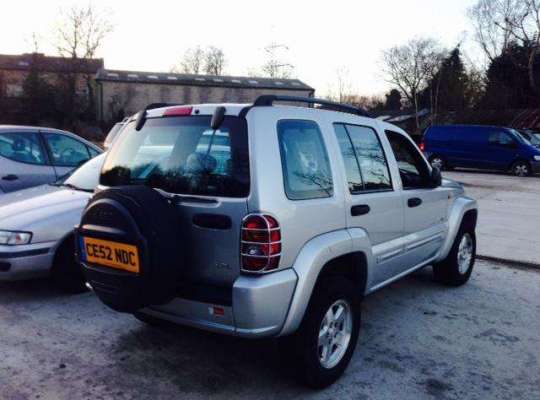 Jeep Cherokee II / Liberty (KJ)