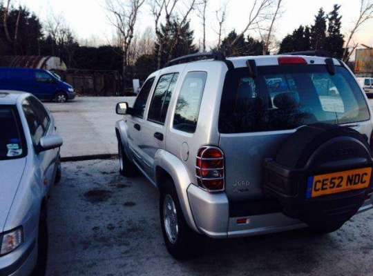 Jeep Cherokee II / Liberty (KJ)