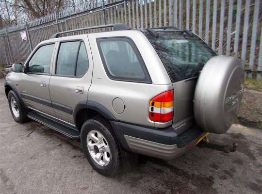 Opel Frontera B