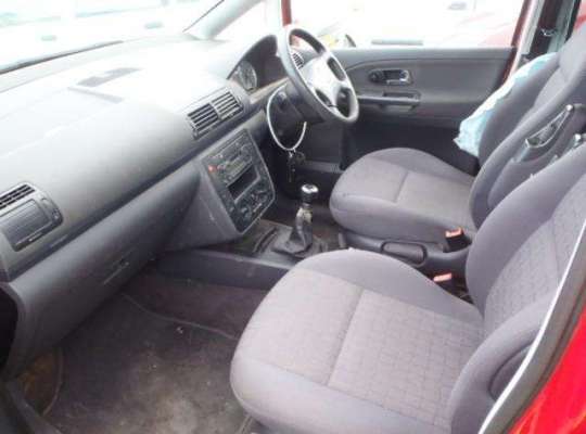 SEAT Alhambra (7MS)