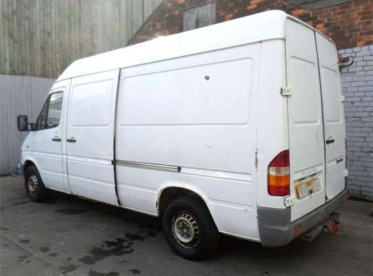 Mercedes-Benz Sprinter (903)
