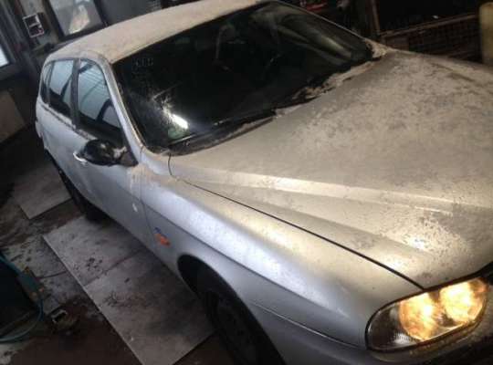 Alfa Romeo 156 (932)