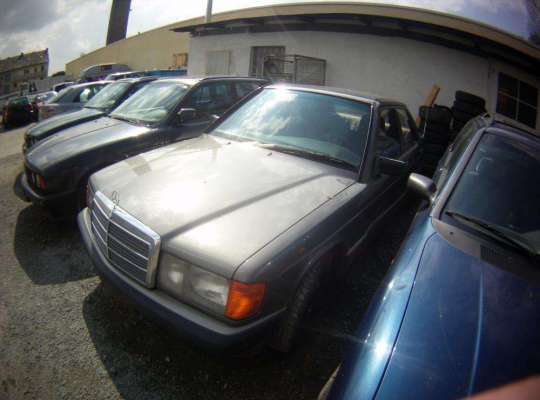 Mercedes-Benz 190 (W201)