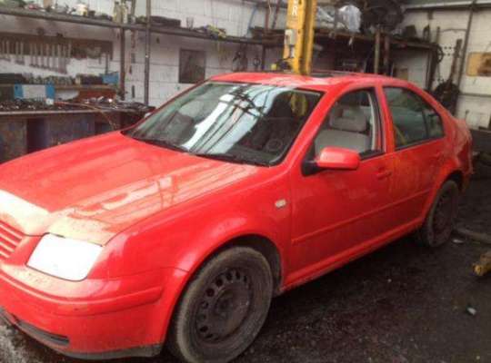 Volkswagen Bora (1J2)