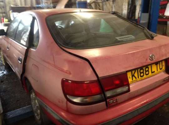 Toyota Carina E T19
