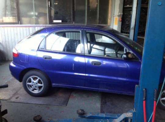 Daewoo Lanos (KLAT)